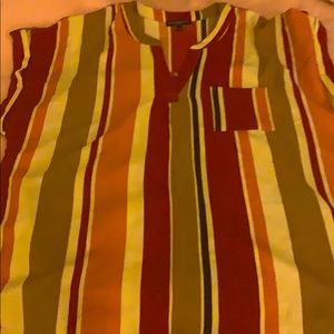 Short sleeved bottom sleeve striped blouse